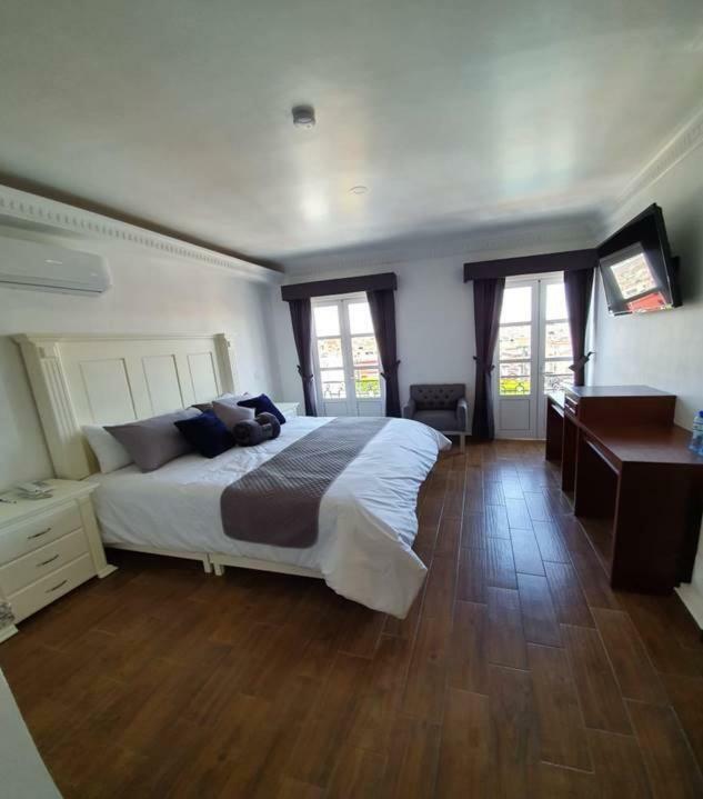 Hotel Estancia Real Tepatitlan de Morelos Ngoại thất bức ảnh
