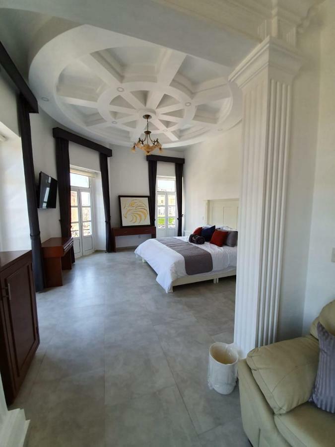 Hotel Estancia Real Tepatitlan de Morelos Ngoại thất bức ảnh