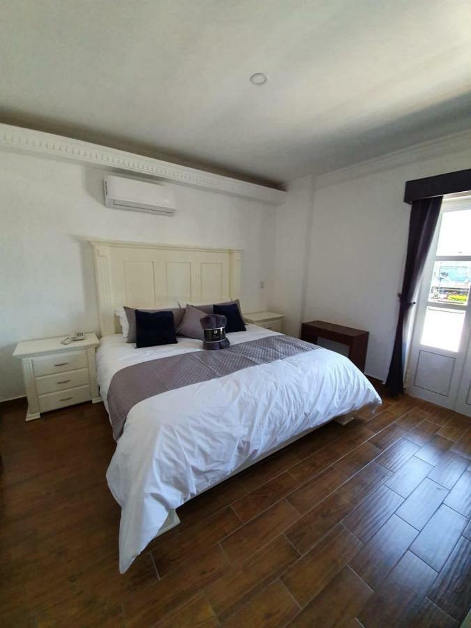 Hotel Estancia Real Tepatitlan de Morelos Ngoại thất bức ảnh